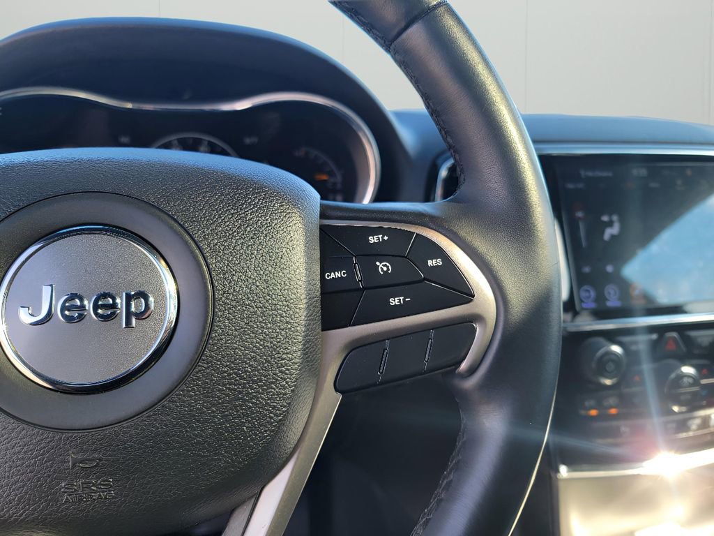 Used 2019 Jeep Grand Cherokee Limited w/ Luxury Group II image 16