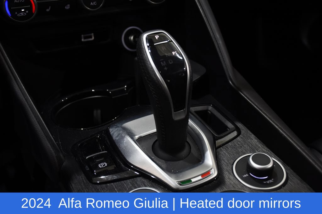 Used 2024 Alfa Romeo Giulia Sprint AWD/4WD image 23