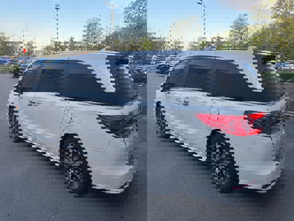 Certified 2023 Honda Odyssey Touring image 15