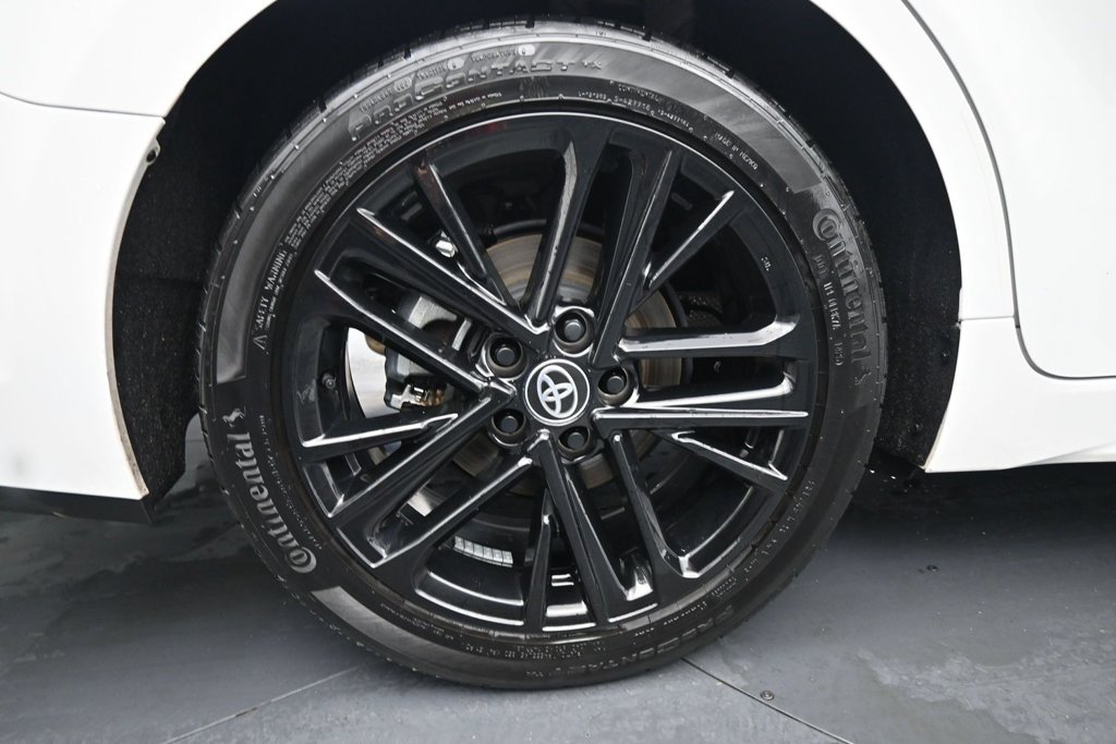 Used 2025 Toyota Camry SE AWD/4WD image 10