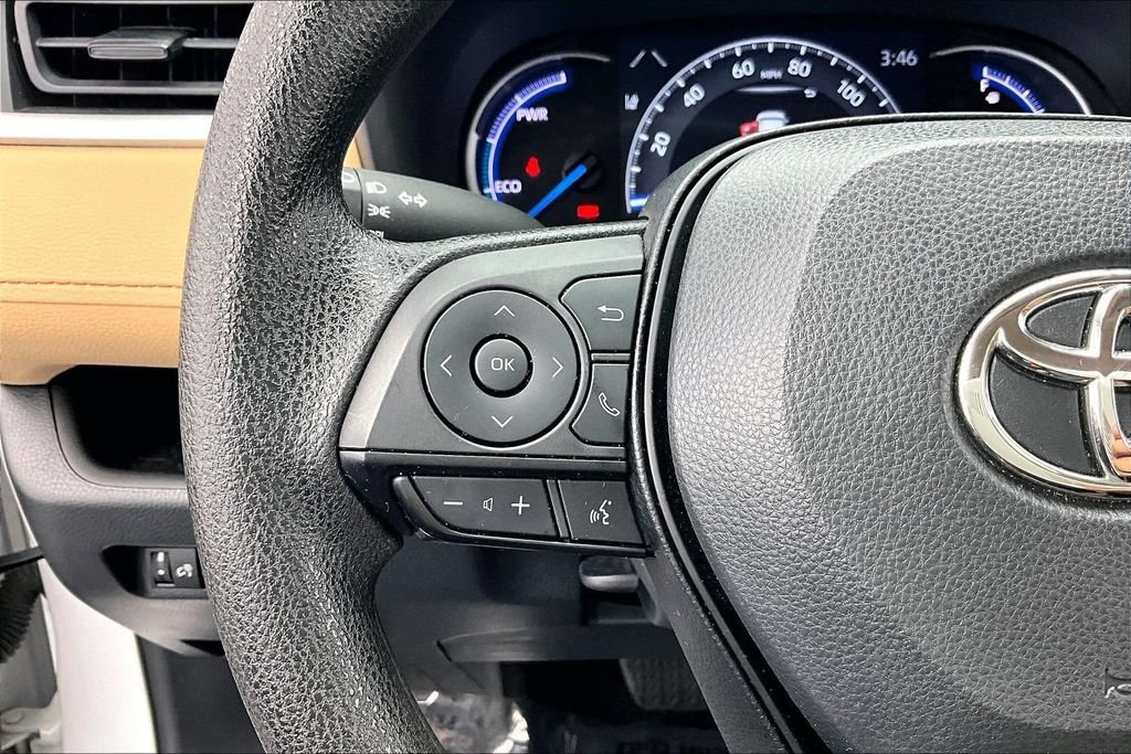 Used 2023 Toyota RAV4 LE AWD/4WD image 18