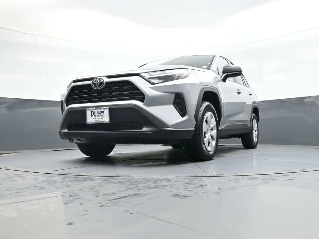 Certified 2025 Toyota RAV4 LE image 25