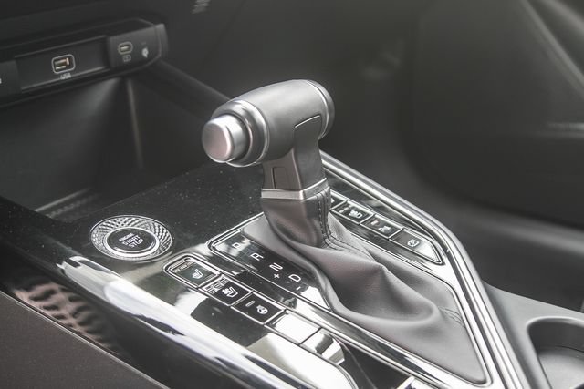 Used 2023 Kia Niro SX Touring FWD image 23