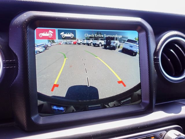 Used 2023 Jeep Wrangler Unlimited Sahara w/ Dual Top Group AWD/4WD image 18