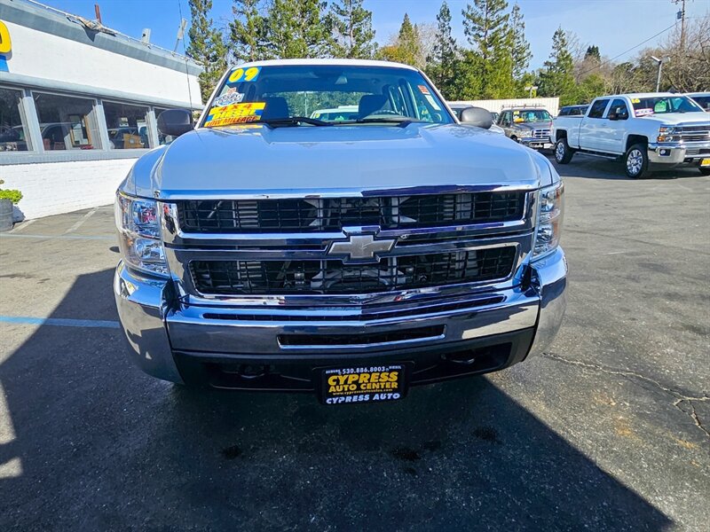 Used 2009 Chevrolet Silverado 2500 W/T AWD/4WD image 13