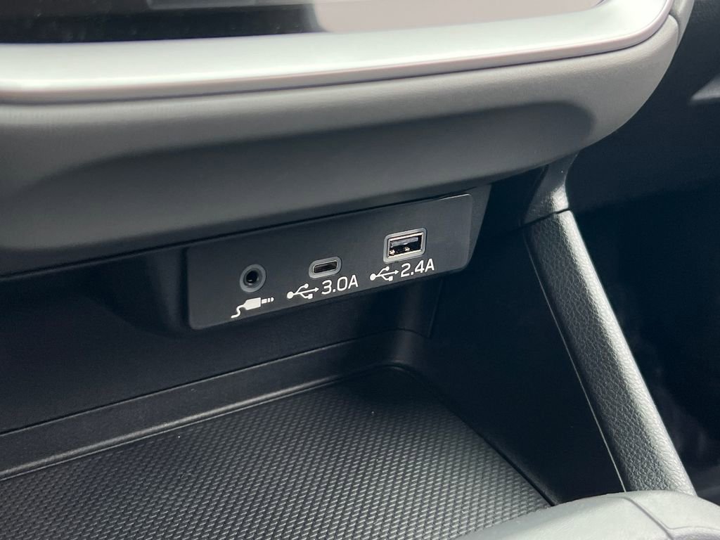 Certified 2025 Subaru Crosstrek 2.0i Premium image 31