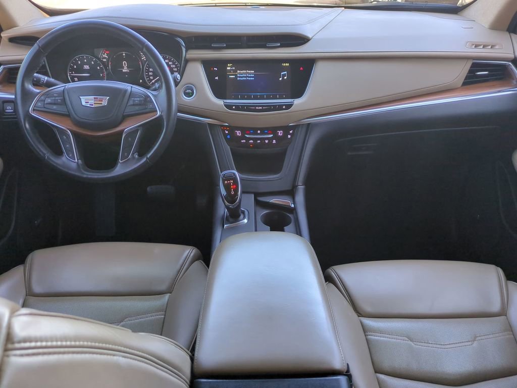 Used 2019 Cadillac XT5 Platinum AWD/4WD image 14