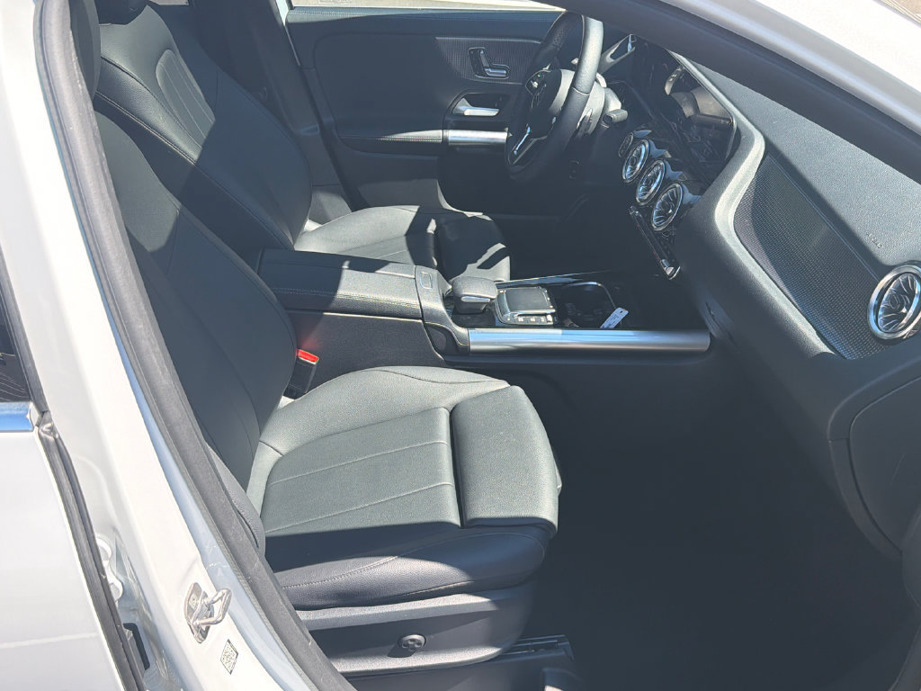 Used 2023 Mercedes-Benz GLA 250 image 13