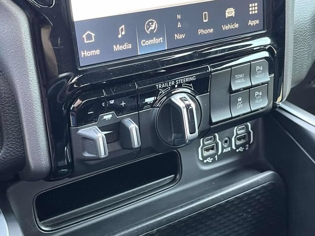 Used 2022 RAM 1500 Big Horn AWD/4WD image 32