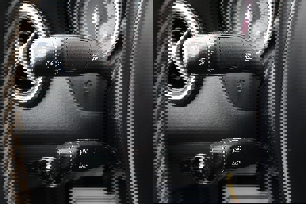 Used 2015 Mercedes-Benz CLA 250 image 30