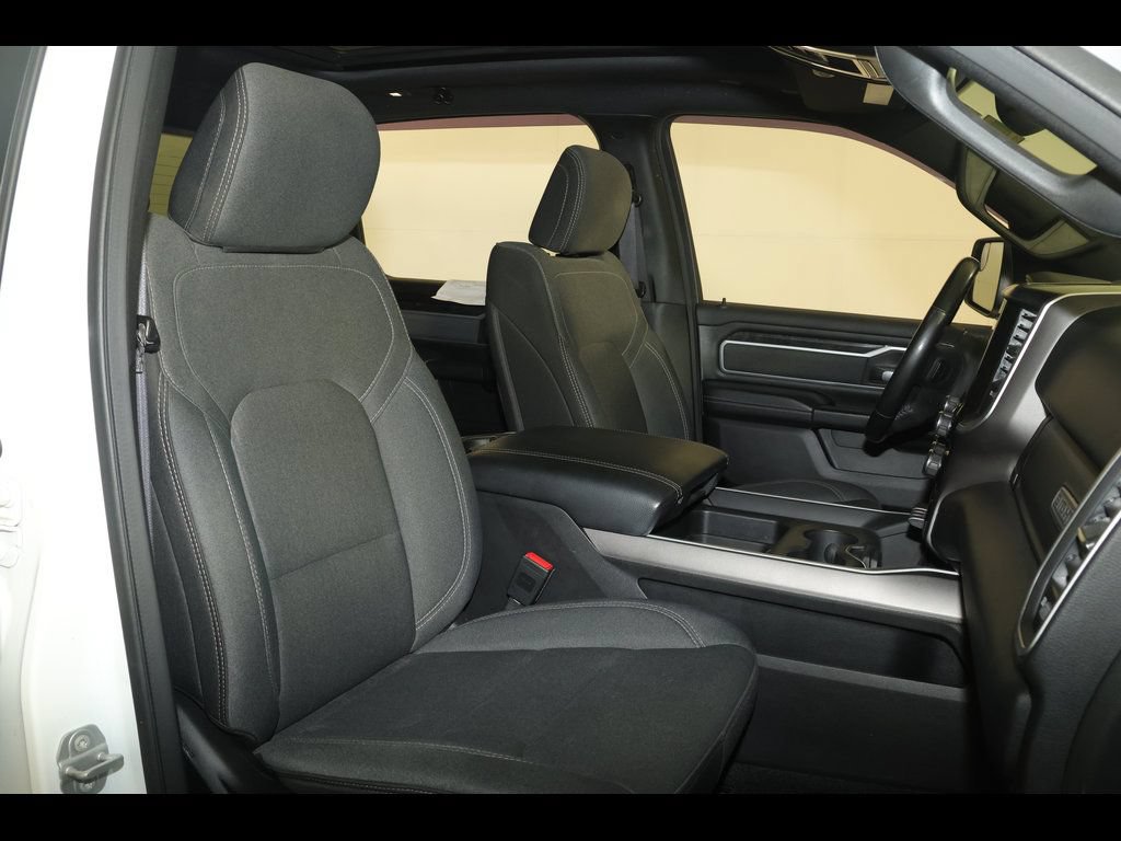 Used 2022 RAM 1500 Big Horn AWD/4WD image 32