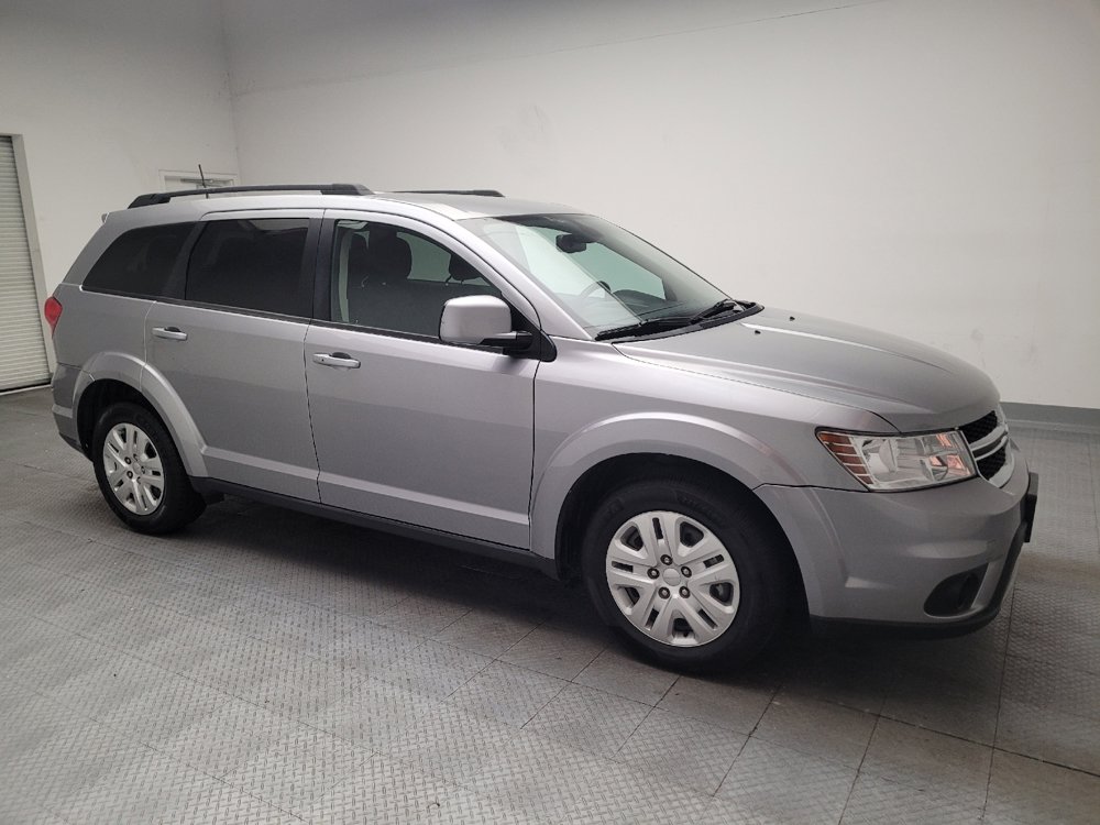 Used 2019 Dodge Journey SE w/ Connectivity Group FWD image 11