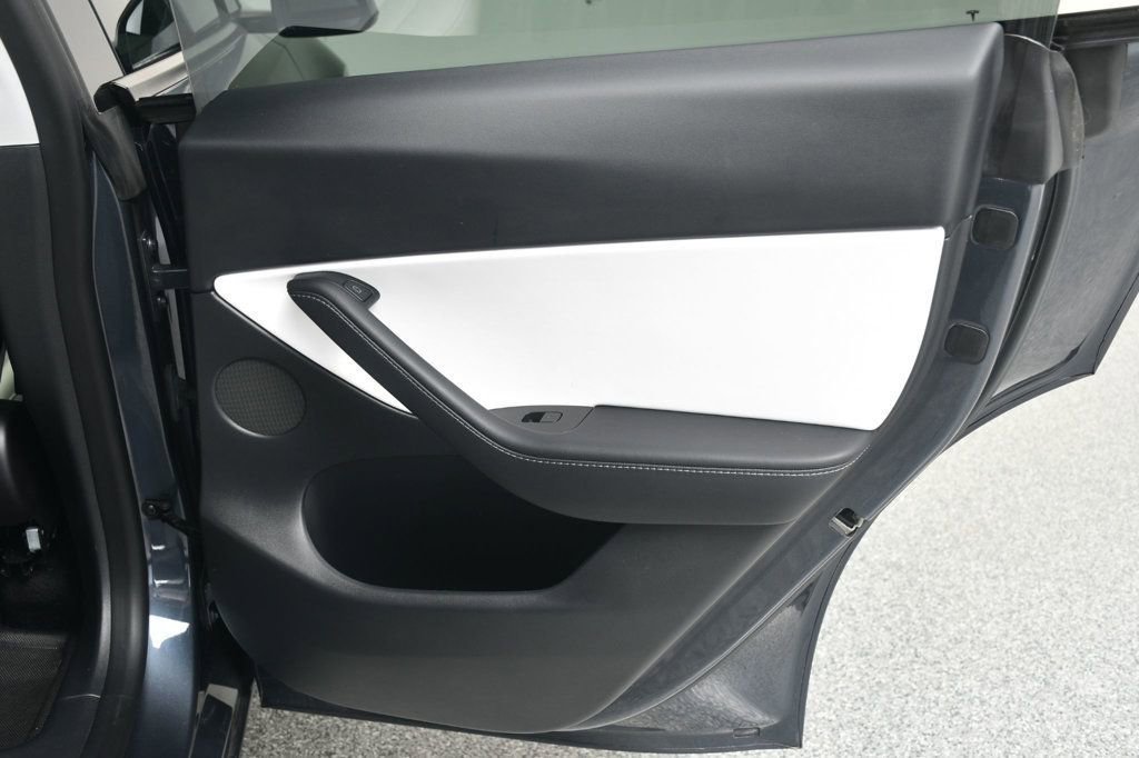 Used 2021 Tesla Model Y Performance AWD/4WD image 25