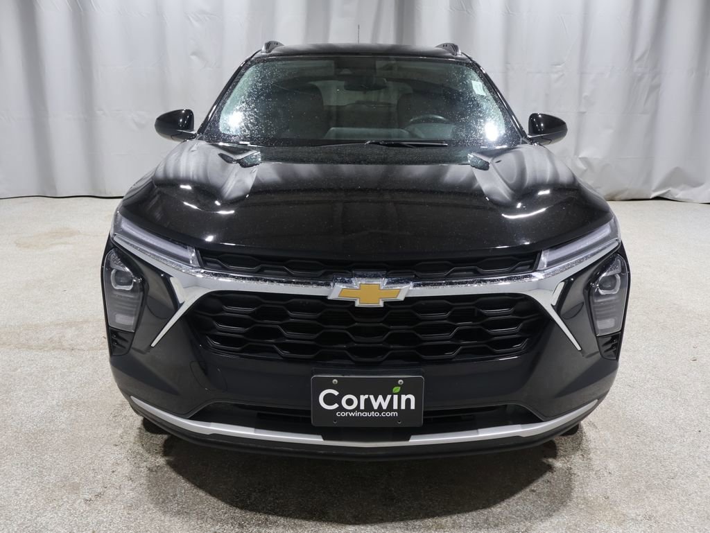 Used 2024 Chevrolet Trax LT w/ Driver Confidence Package FWD image 9