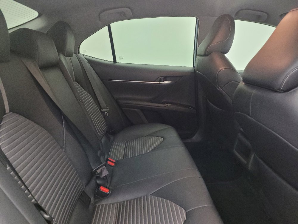 Used 2019 Toyota Camry SE w/ Convenience Package FWD image 19