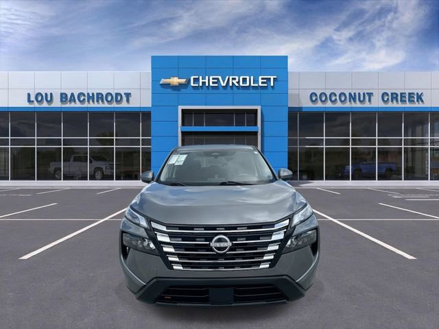 Used 2024 Nissan Rogue SV image 3