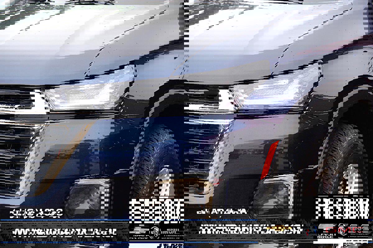 Used 2022 Chevrolet Traverse LS FWD image 6