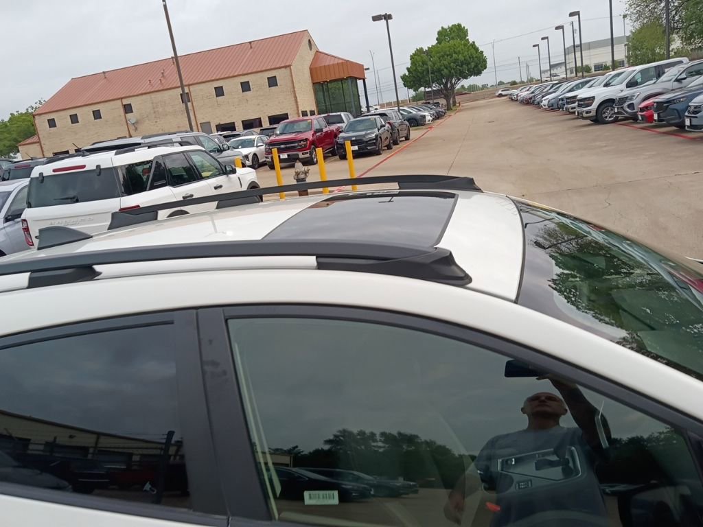 Used 2025 Subaru Crosstrek 2.0i Premium image 8