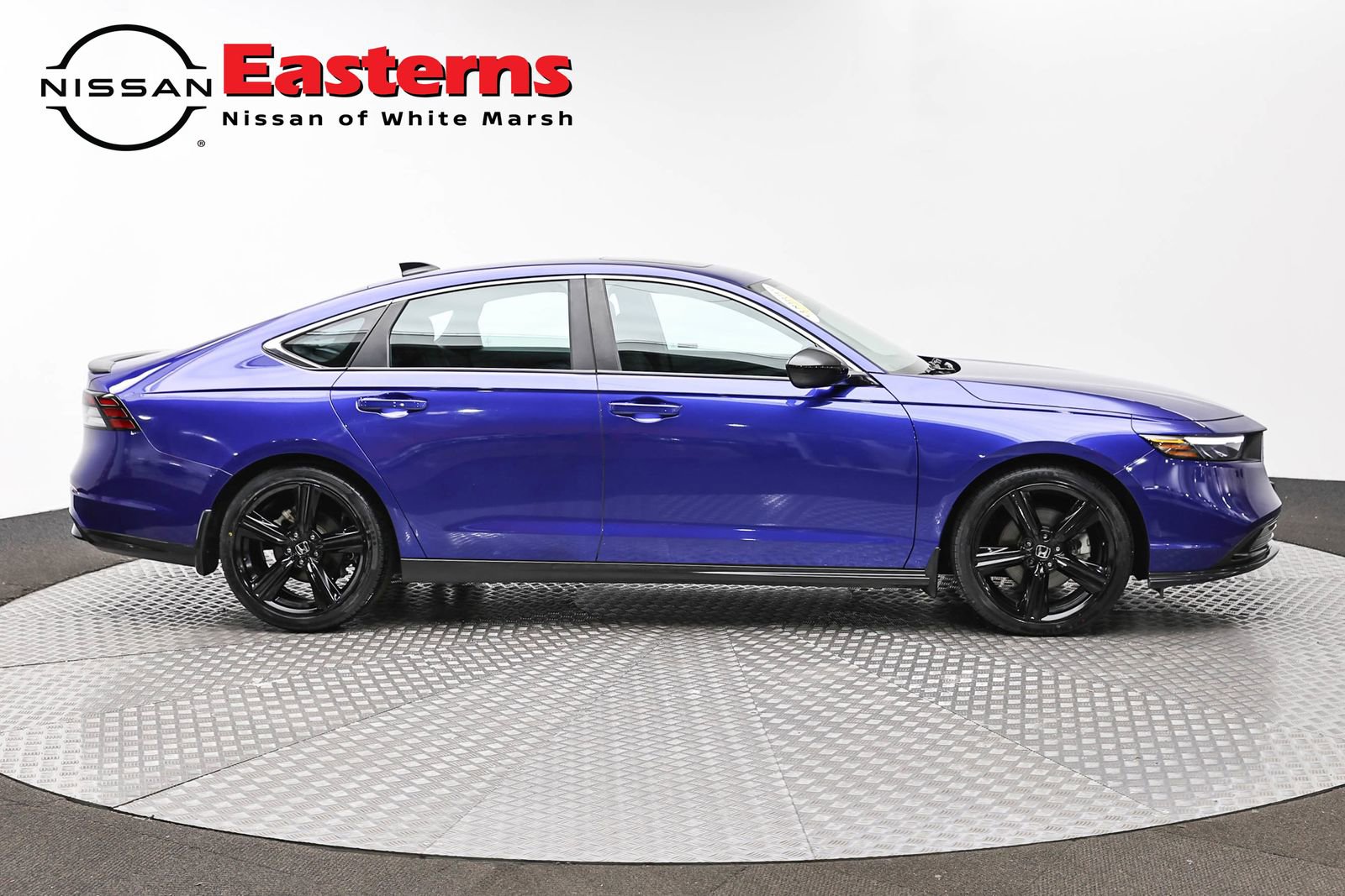 Used 2023 Honda Accord Sport image 4