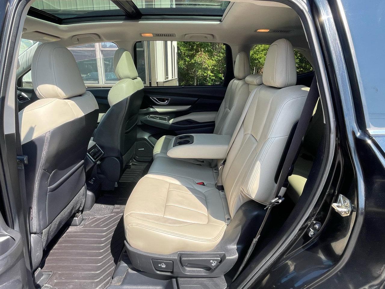 Used 2020 Subaru Ascent Limited w/ Technology Package image 10