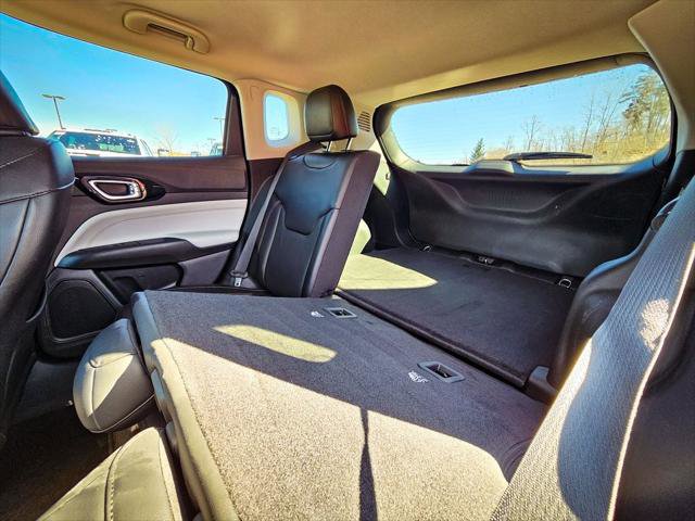 Certified 2022 Jeep Compass Limited image 34