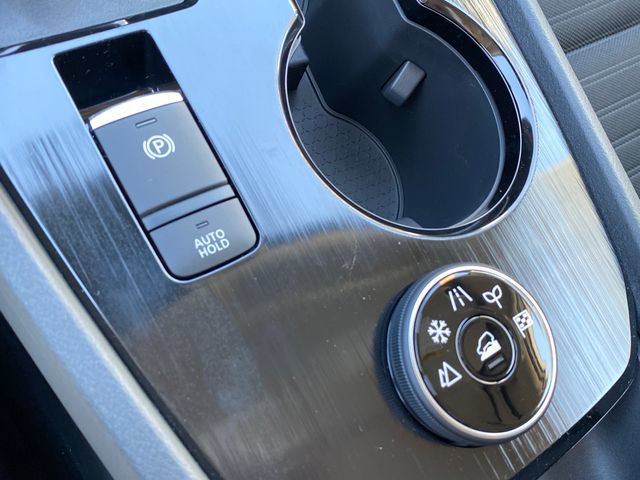New 2026 Nissan Rogue SV AWD/4WD image 18