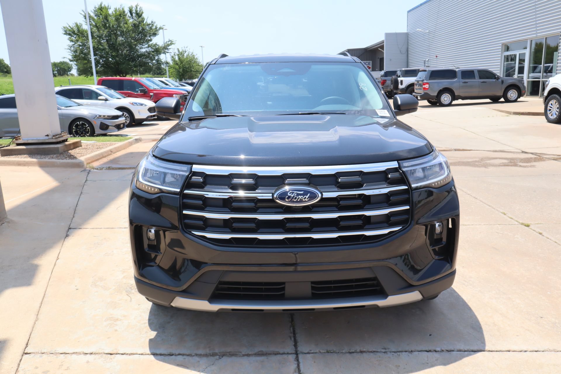 New 2026 Ford Explorer Active w/ Active Comfort Package AWD/4WD image 10