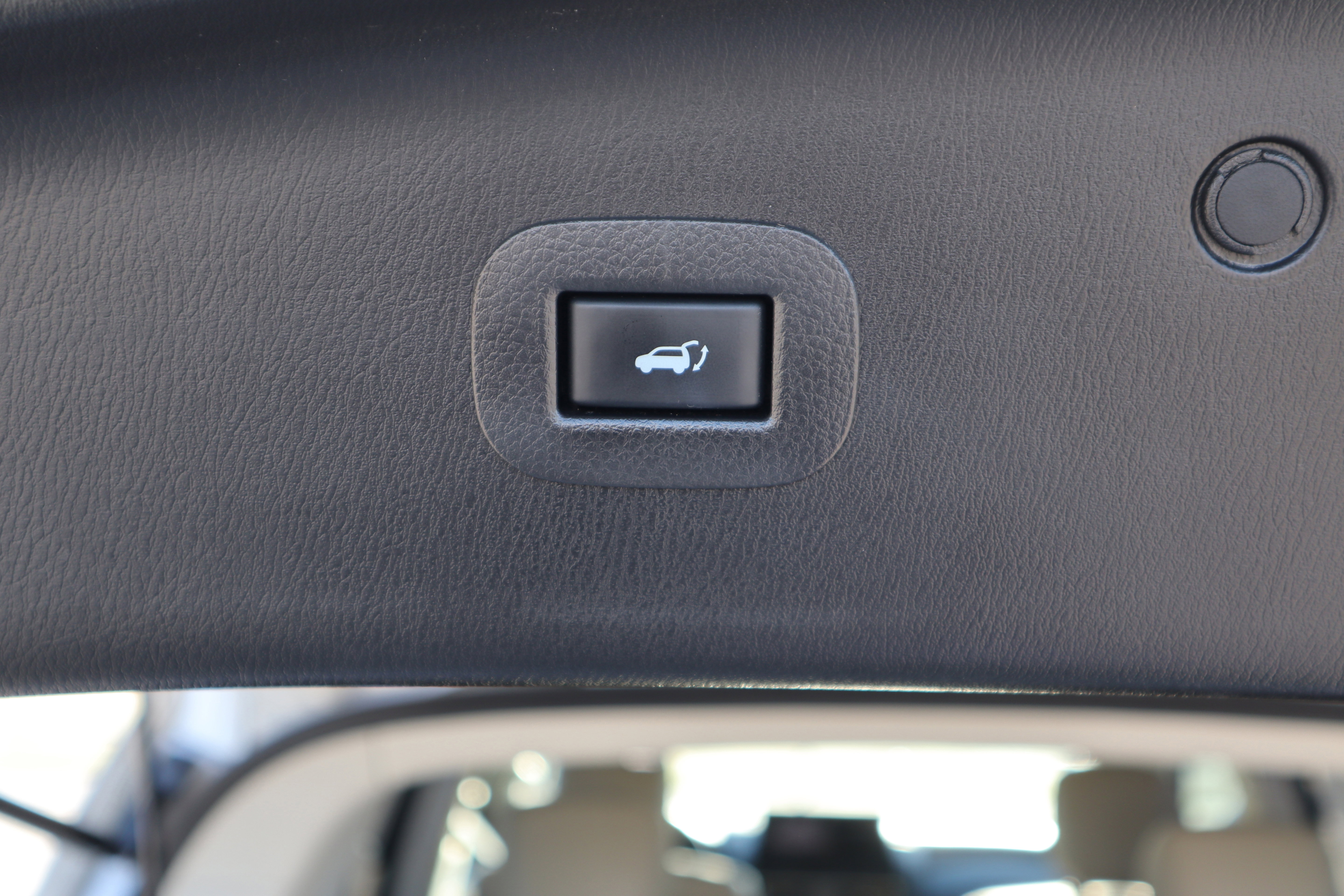 Used 2022 INFINITI QX80 Premium Select w/ Cargo Package image 15