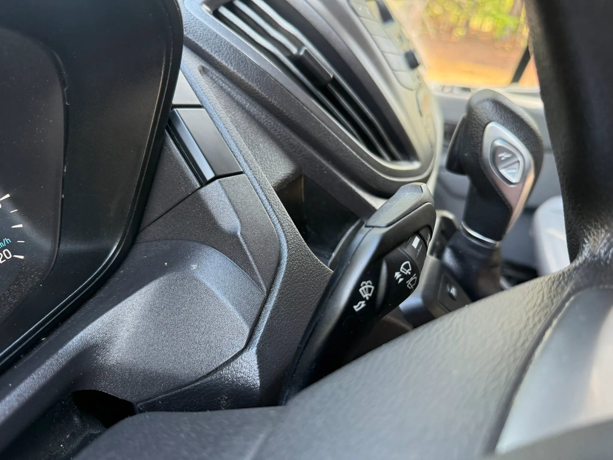 Used 2019 Ford Transit 150 130 Low Roof image 23