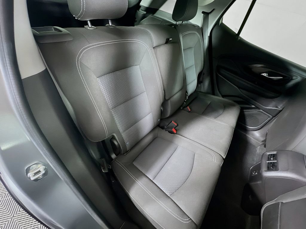 Used 2024 GMC Terrain SLE FWD image 24