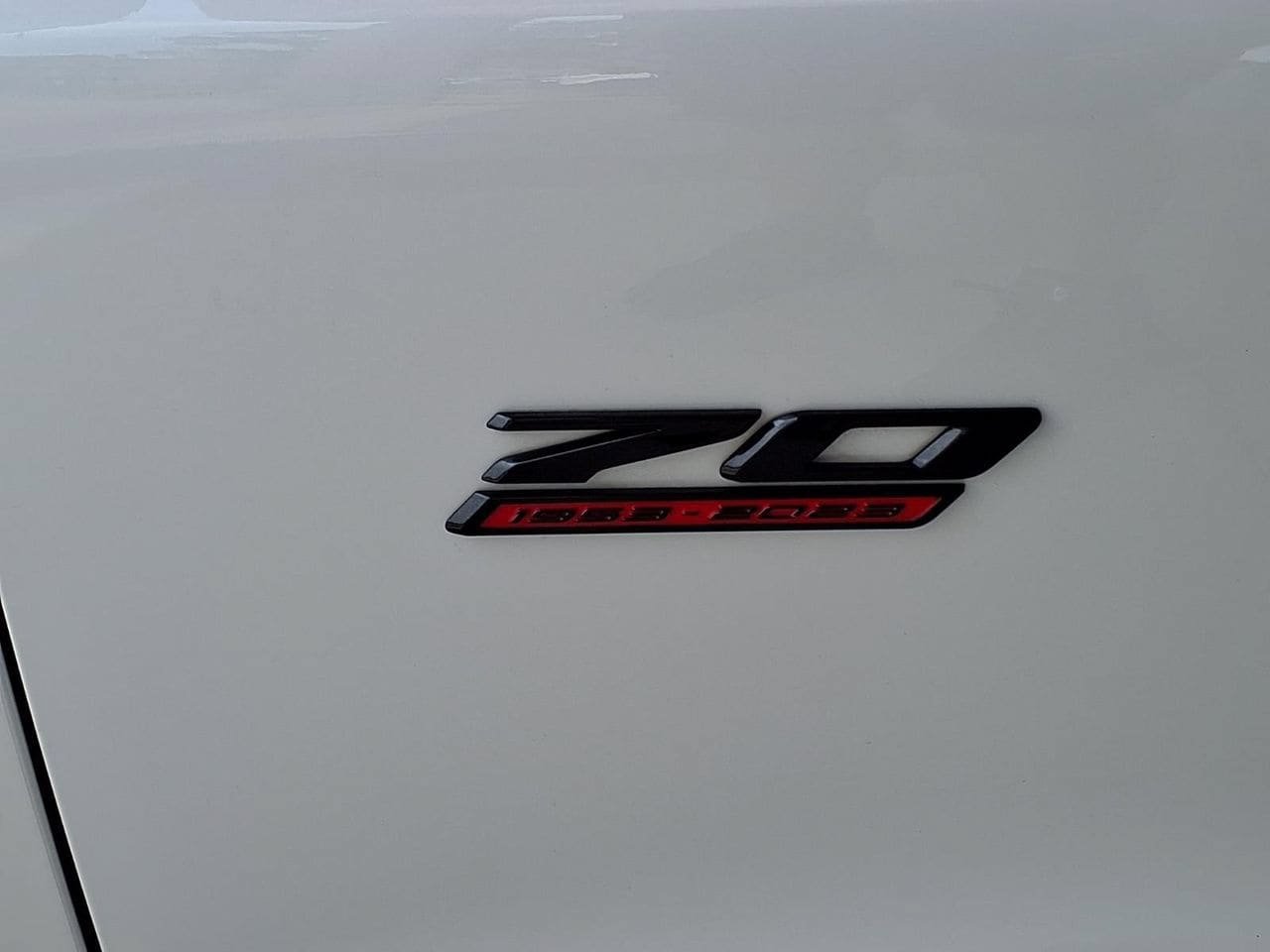 Used 2023 Chevrolet Corvette Stingray Premium Cpe w/ Z51 Performance Package RWD image 17