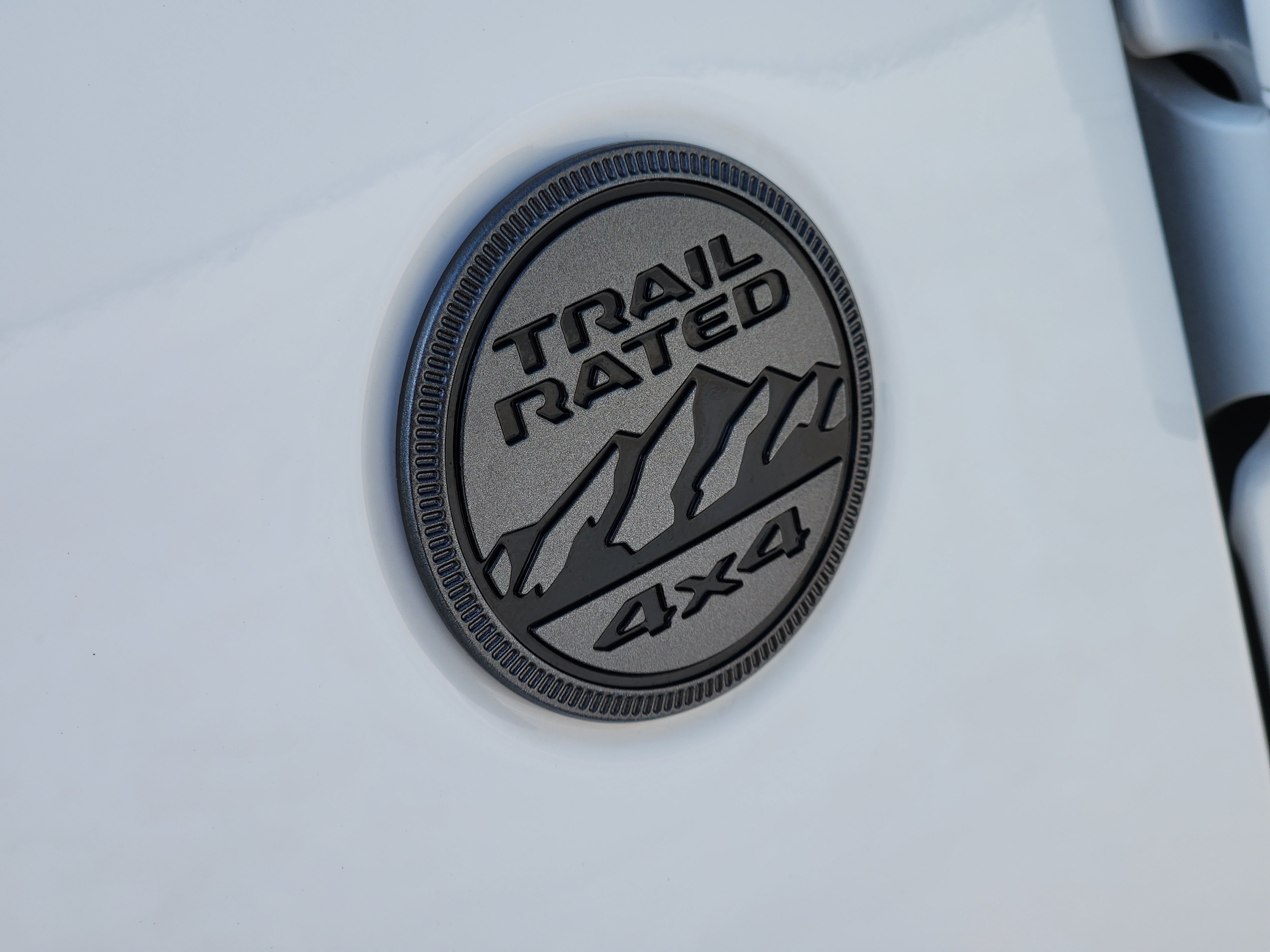 Used 2024 Jeep Gladiator Sport AWD/4WD image 14
