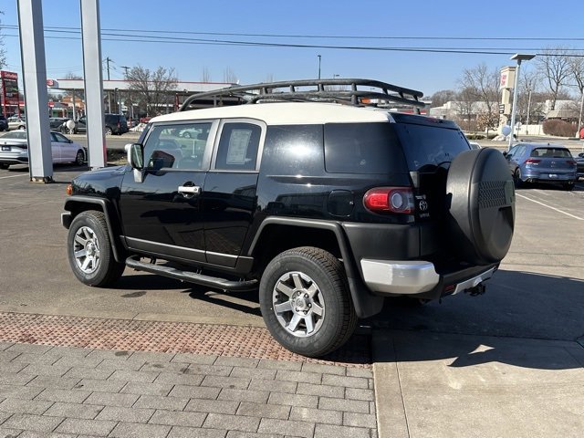 Used 2014 Toyota FJ Cruiser 4WD w/ Convenience Package image 5