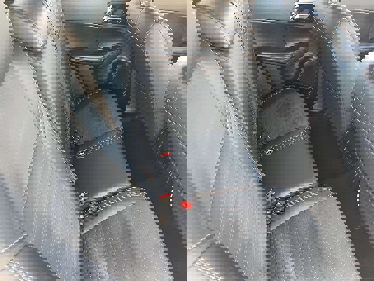 Used 2024 Mitsubishi Outlander SE image 12