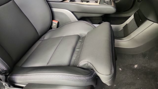 New 2026 Volvo EX90 Plus RWD image 37