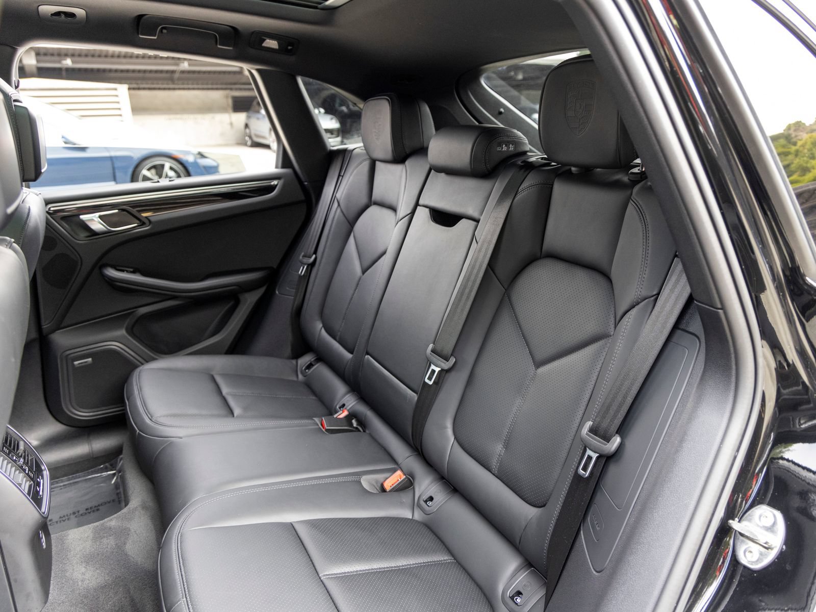 Certified 2026 Porsche Macan AWD/4WD image 51