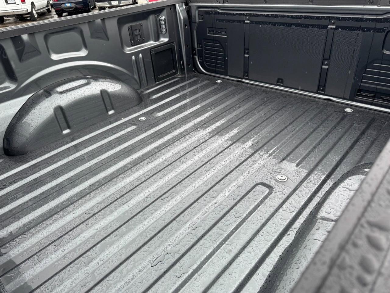 New 2025 Ford F150 Lightning Flash image 7