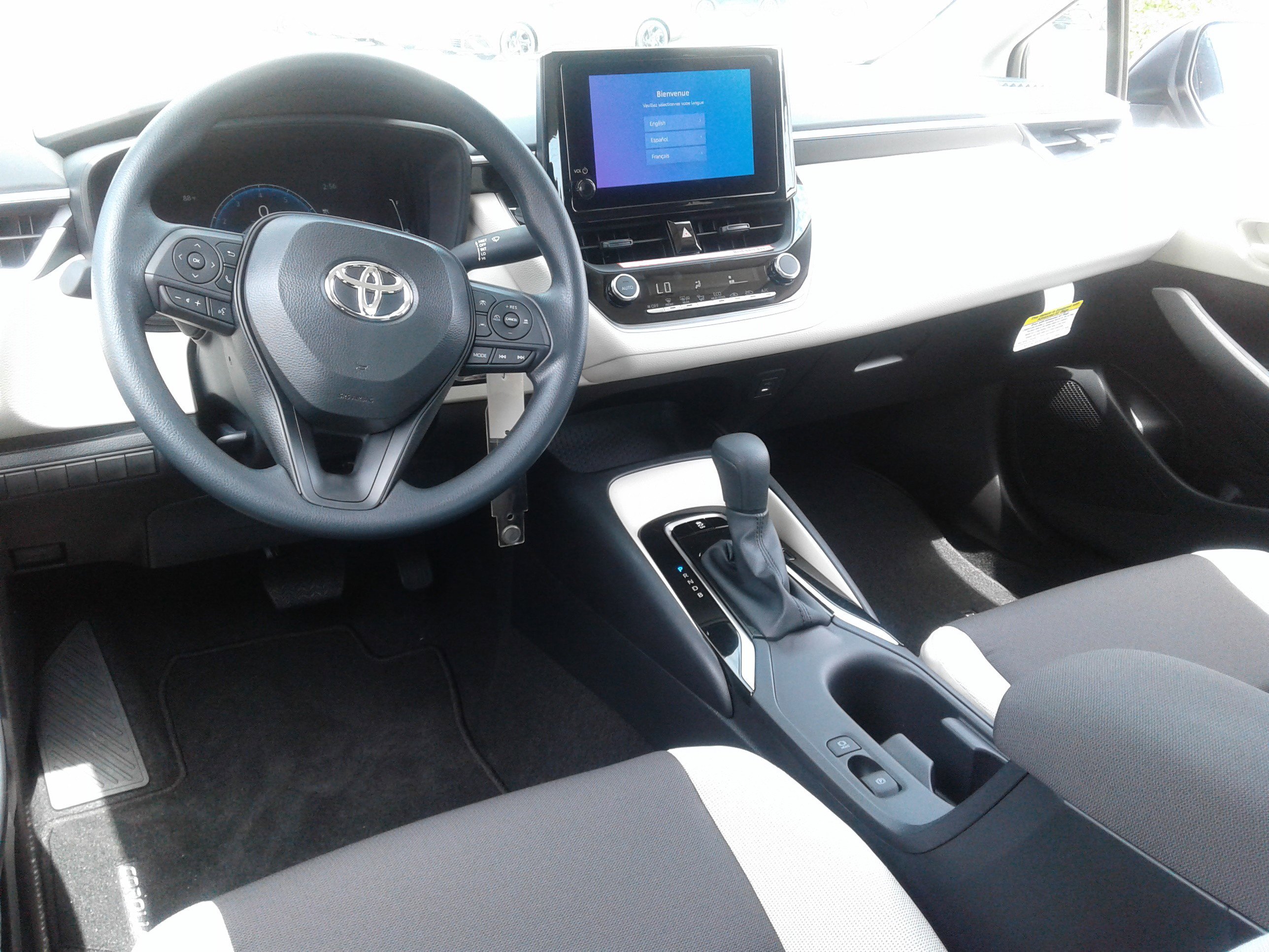 New 2026 Toyota Corolla LE FWD image 4