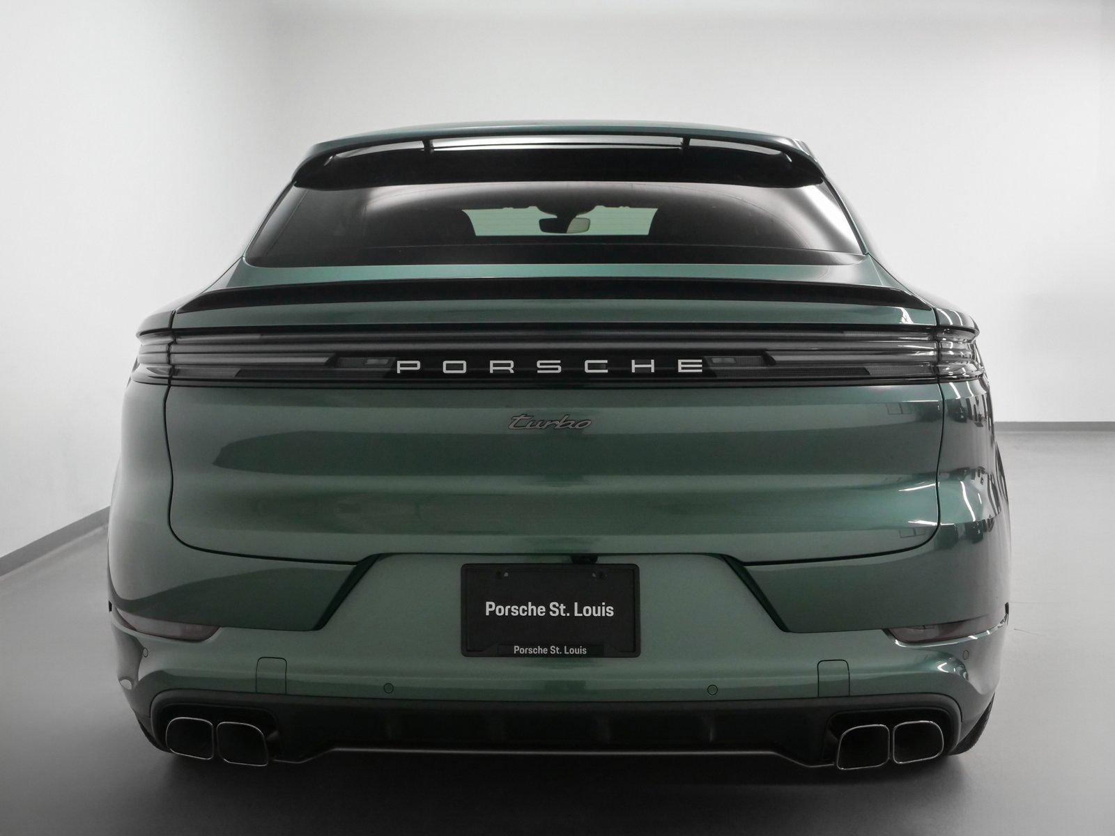 Used 2025 Porsche Cayenne Turbo AWD/4WD image 11