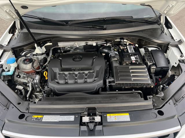 Used 2020 Volkswagen Tiguan SE R-Line AWD/4WD image 31