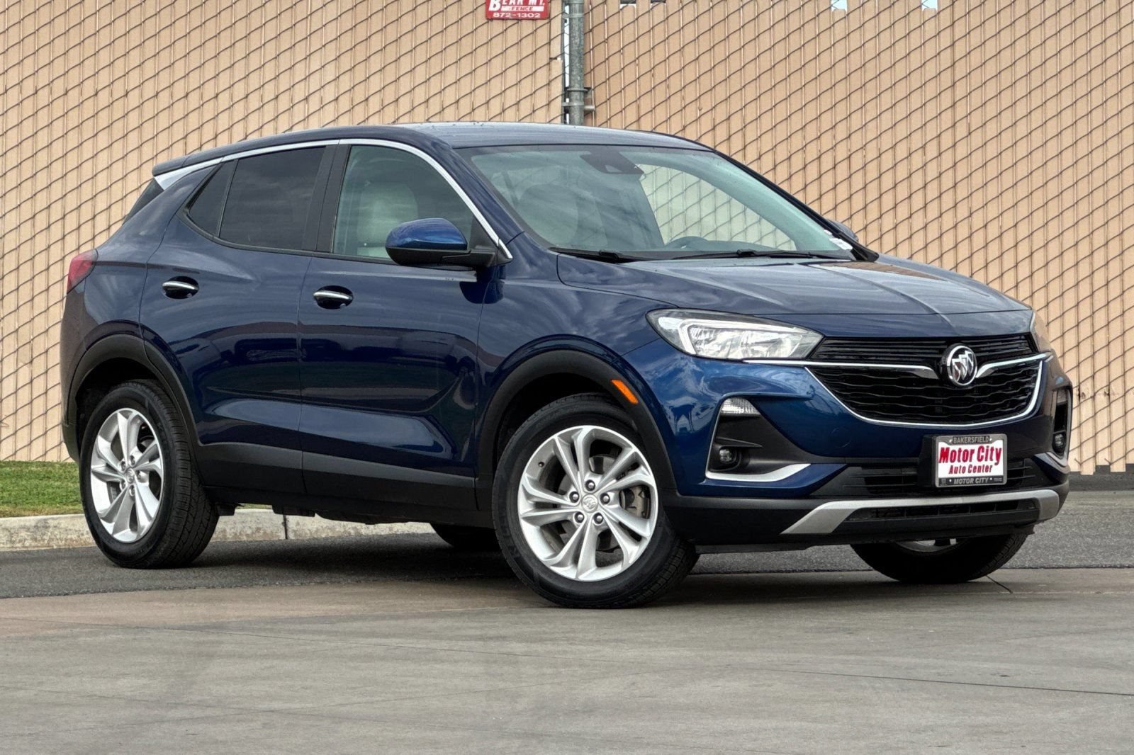 Certified 2023 Buick Encore GX Preferred FWD image 2