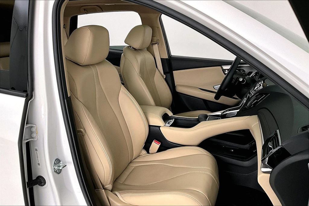 Certified 2024 Acura RDX w/ Technology Package AWD/4WD image 9