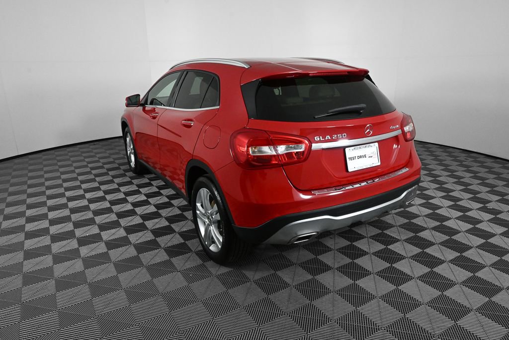 Used 2019 Mercedes-Benz GLA 250 4MATIC image 4