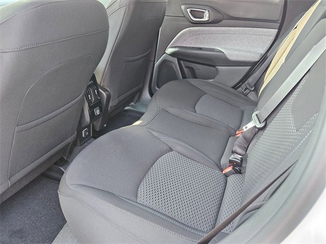 Certified 2025 Jeep Compass Sport image 23