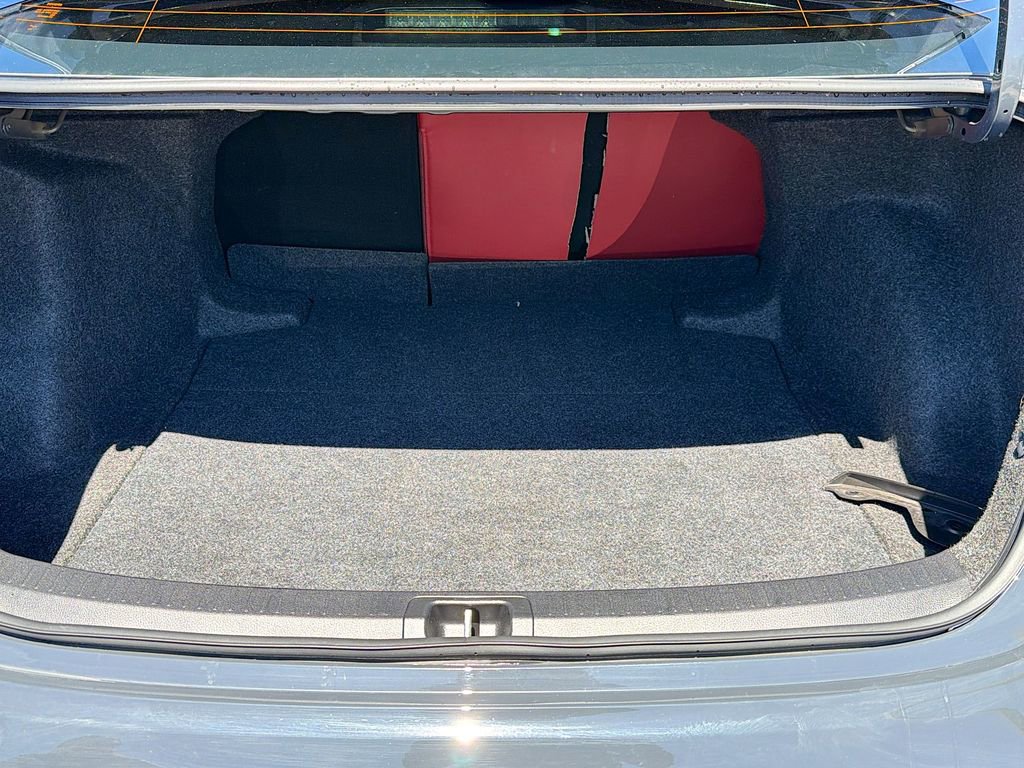 Used 2025 Toyota Corolla LE image 12