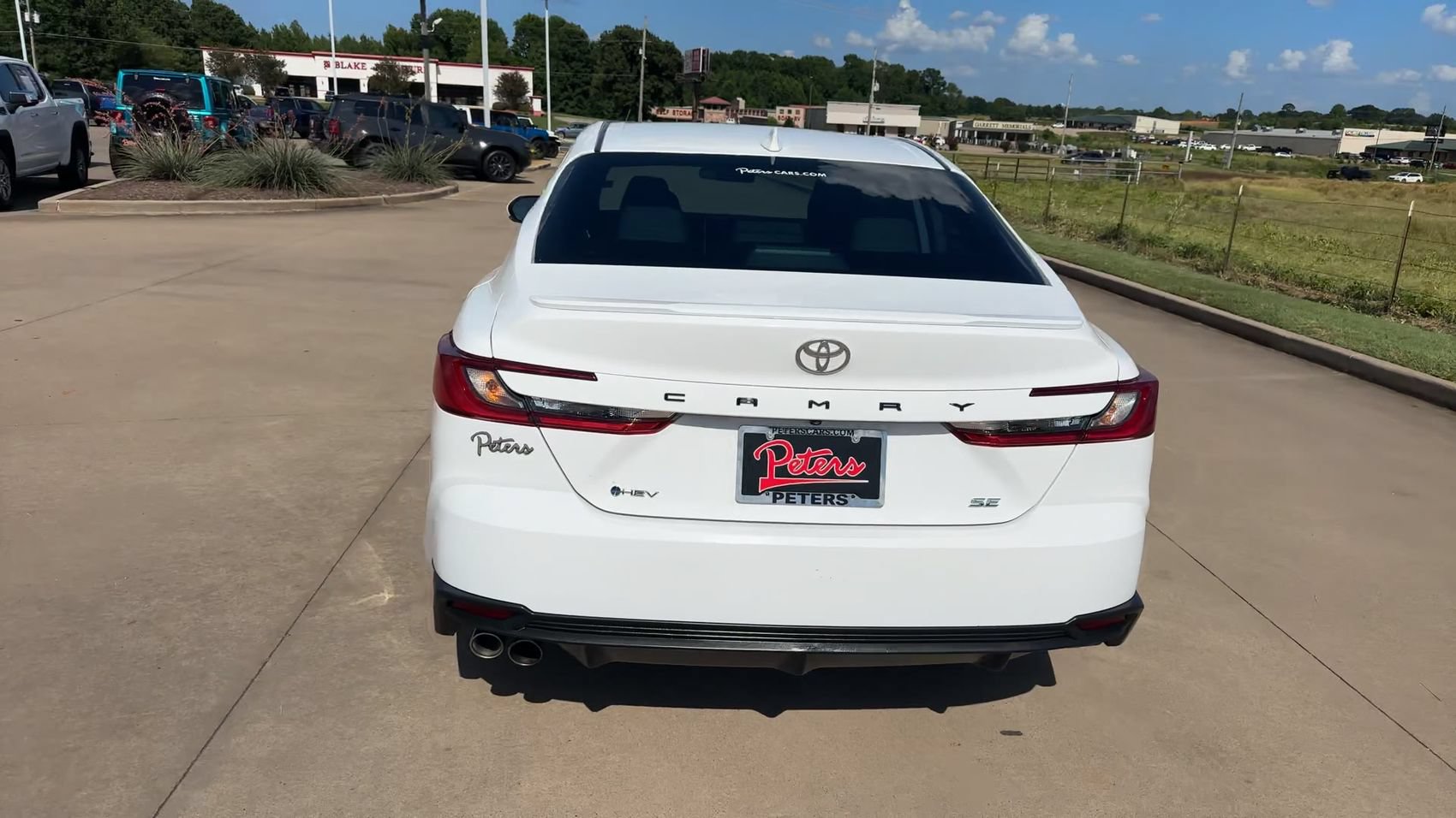 Used 2025 Toyota Camry SE FWD image 7