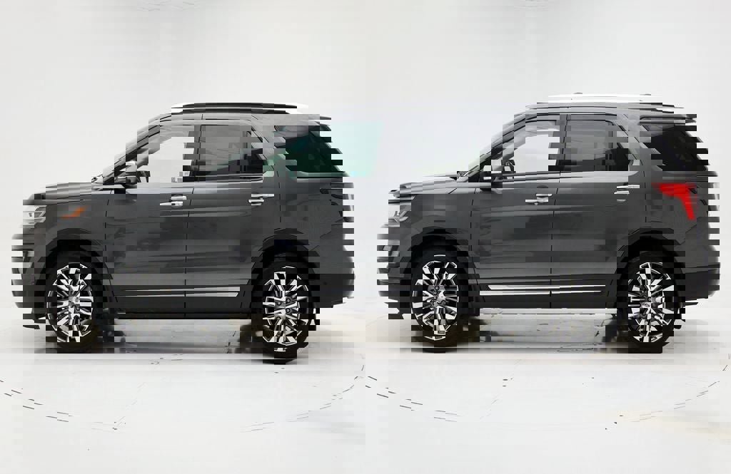 Used 2016 Ford Explorer Platinum image 5