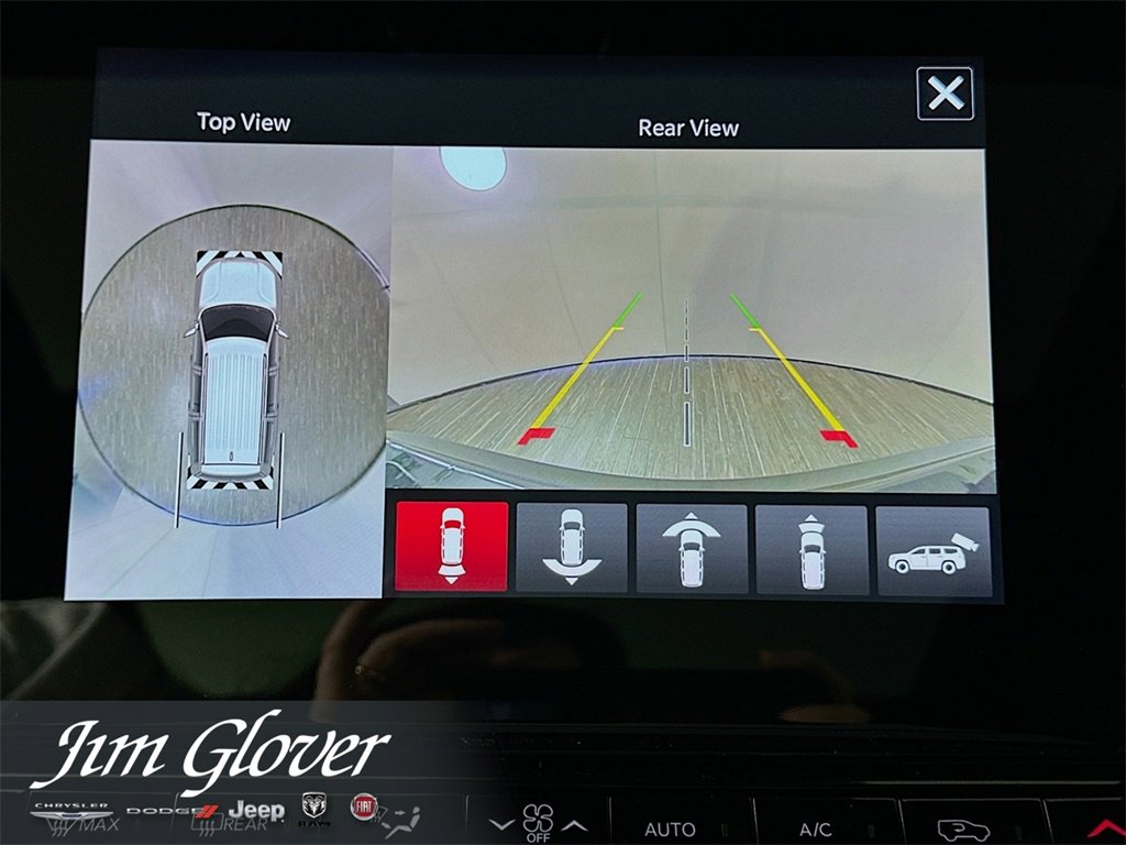 New 2024 Jeep Wagoneer L Series II w/ Convenience Group I image 18