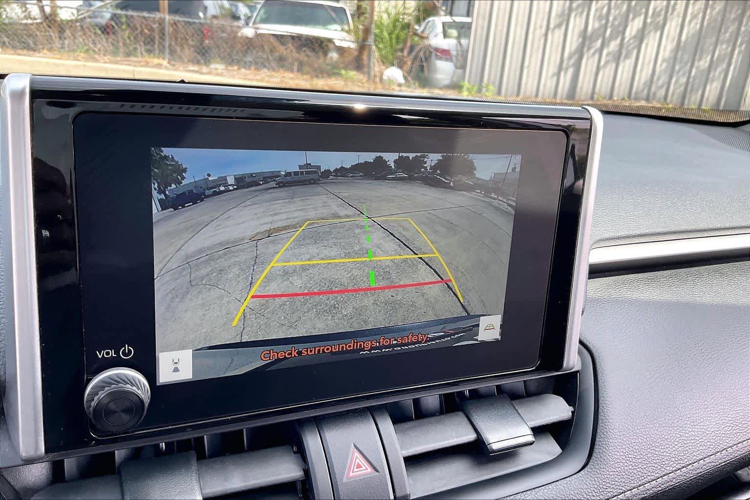 Used 2025 Toyota RAV4 XLE image 28