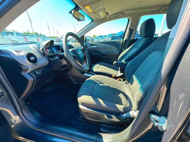 Used 2015 Chevrolet Sonic LT FWD image 10